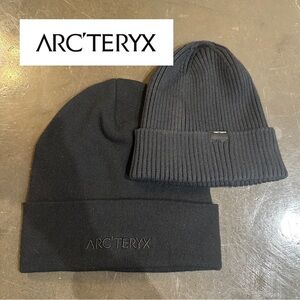 Arc'teryx (2) Black Beanie Bundle - Word Toque / Skaha Toque